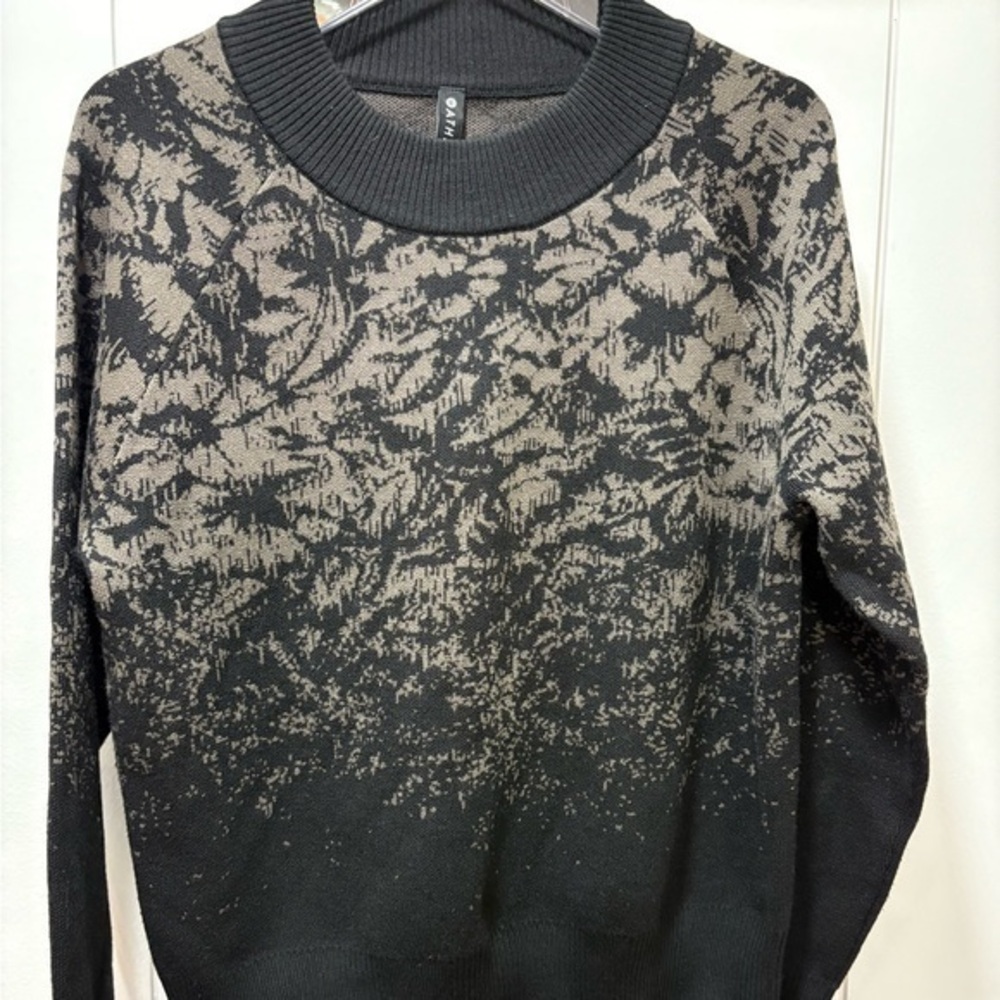 Athleta Jacquard Textured Crew Neck Sweater Pullover Size Small